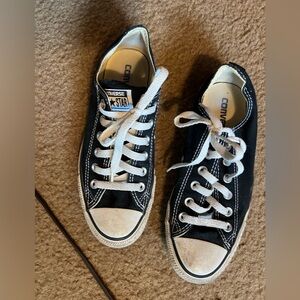 Black Size 7 Women’s Converse (5 in Mens)